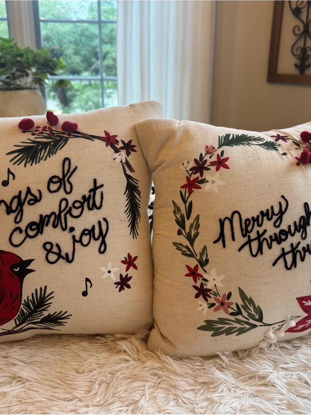 Holiday Cardinal & Wreath Decorative Throw Pillow Set - Neutral with Red & Green